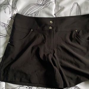 S laze her women’s golf shorts